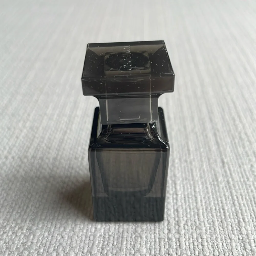 Tom Ford Private Blend Oud Wood miniature Fragrance